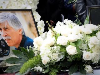 بهرام بیضایی در آرامگاهی در آمریکا به خاک سپرده شد