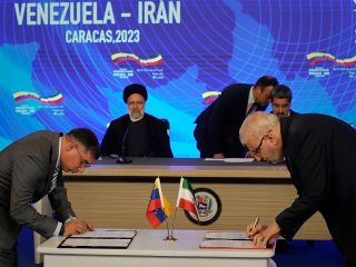 سرنوشت مبهم بدهی‌های ونزوئلا به تهران؛ ایران چه کمک‌های مالی و سرمایه‌‌هایی را روانه ونزوئلا کرد؟