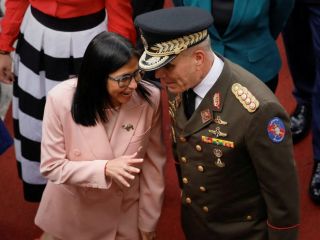 روبیو: در صورت «تصمیم درست» مقام‌های فعلی ونزوئلا، با آن‌ها همکاری می‌کنیم