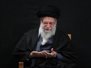 روزنامه تایمز: علی خامنه‌ای قصد دارد در صورت تشدید اعتراض‌ها به مسکو بگریزد