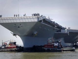 مجله فوربس: احتمالا آمریکا برای ضربه سخت به جمهوری اسلامی ناو هواپیمابر به منطقه بفرستد