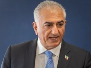 شاهزاده رضا پهلوی: معترضان در کنار شعار آزادی نام من را فریاد می‌زنند