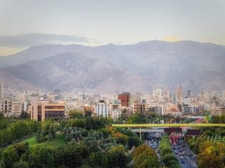 چه سرنوشتی در انتظار قیمت مسکن و اجاره‌بها در ایران است؟