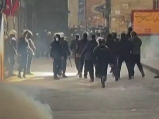 ایران در لحظه گسست وقتی جامعه و قدرت بی‌واسطه روبروی هم می‌ایستند