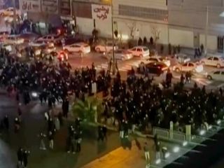 اعتراضات ایران به کدام سمت می‌رود؟ بررسی سناریوهای محتمل پیش‌روی جمهوری اسلامی