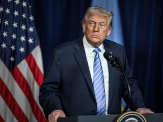 ترامپ: ایران بیش از هر زمان دیگری به آزادی نزدیک شده است؛ ایالات متحده آماده است کمک کند