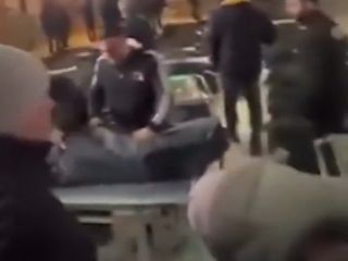 صحنه سوزناک حضور خانواده‌های معترضان کشته شده در پزشک قانونی کهریزک +۱۸