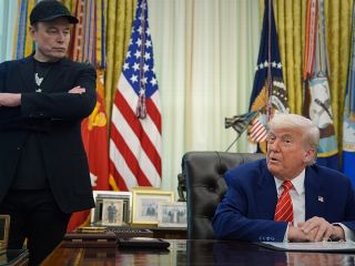 ترامپ: امیدوارم با کمک ماسک بتوانیم اینترنت را دوباره در ایران راه بیندازیم