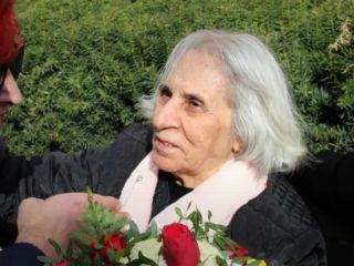 ۳ دقیقه پیشمادر عصمت که ۱۱ عضو خانواده‌اش در دهه ۶۰ اعدام شده بودند درگذشت