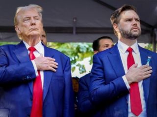 سخنگوی جی‌دی ونس ادعا درباره تلاش او برای انصراف ترامپ از واکنش نظامی به جمهوری اسلامی را رد کرد