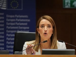 رئیس پارلمان اروپا: جمهوری اسلامی نفس‌های آخرش را می‌کشد