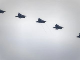 رویترز: همه نشانه‌ها حاکی از حمله قریب‌الوقوع آمریکا به ایران است