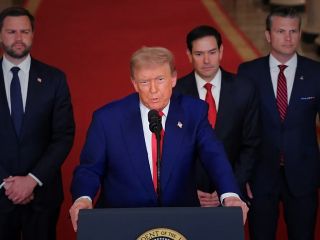 پشت‌پرده‌های عقب‌نشینی چهارشنبه‌شب؛ چرا ترامپ در آخرین لحظه شلیک نکرد؟