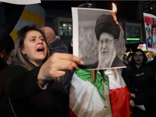 تظاهرات در اسرائیل در حمایت از معترضان ایرانی پس از هفته‌ها ناآرامی