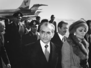 ۴۷ سال پیش در چنین روزی محمدرضا شاه پهلوی ایران را ترک کرد