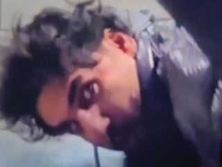 حمله وحشیانه مرد افغان با چاقو به معترضان ایرانی در هامبورگ