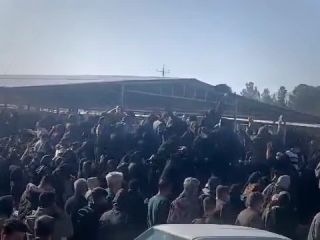 ۶۰۰ هزار نیروی مسلح جمهوری اسلامی، در محاصره خویشاوندان سوگوار و خشمگین