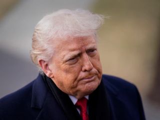 تحلیلگر آمریکایی: ترامپ در حال آماده‌سازی گزینه‌های نظامی گسترده علیه جمهوری اسلامی است