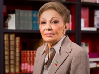 شهبانو فرح پهلوی روز جمعه سوم بهمن را روز سوگواری ملی اعلام کرد