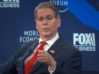 هشدار دوباره وزیر خزانه‌داری آمریکا: اگر ایرانی بودم، پولم را از کشور خارج می‌کردم