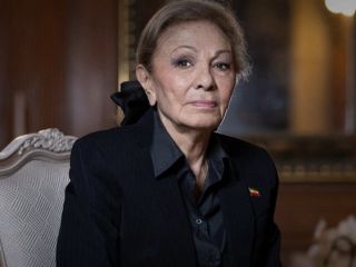 شهبانو فرح پهلوی: آرزو و نیاز امروز من بازگشت به میهن است