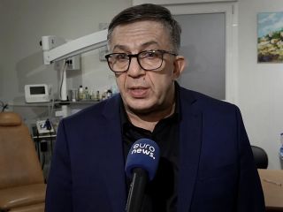 خواهرزاده علی خامنه‌ای: او تا آخرین قطره خونش مقاومت می‌کند