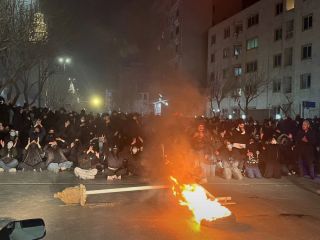 درخواست برکناری خامنه‌ای از سوی چهره‌های ملی گذارطلب