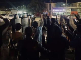 شهروندی از مشهد: ماموران از آمبولانس پیاده شدند و به معترضان حمله کردند