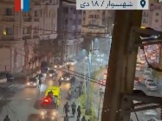 ویدیوهایی از تیراندازی مستقیم ماموران جمهوری اسلامی به معترضان در تبریز و تهران