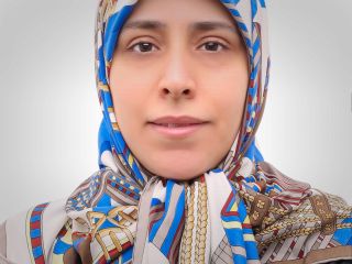 فرشته صادقی روزنامه نگار حکومتی: با ««مطرب‌بازی« مرده دفن می‌کنند، «اغتشاشگرند»و از دایره اسلام بیرون