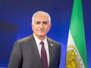 شاهزاده رضا پهلوی ۲۵ بهمن را روز جهانی اقدام در همبستگی با «انقلاب شیر و خورشید» اعلام کرد