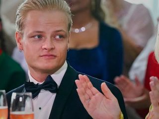 ارتباط همسر ولیعهد نروژ با اپستین؛ پسرخوانده ولیعهد پیش از محاکمه به اتهام تجاوز جنسی بازداشت شد