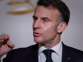 ماکرون خطاب به تهران: ماکرون: انقلاب مردم ایران را به رسمیت بشناسید و همه زندانیان سیاسی را آزاد کنید