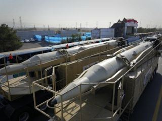 نیویورک تایمز: ایران گفتگو بر سر برنامه موشکی و گروه‌های شبه‌نظامی در منطقه را پذیرفته است