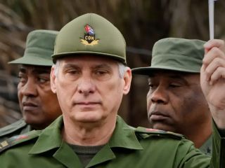 کوبا اعلام کرد که برای گفتگو با آمریکا «درباره هر موضوعی» آماده است