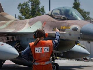 بر اساس گزارش وای‌نت اسرائیل طرح‌های احتمالی حمله به ایران را تصویب کرده است