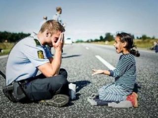 تصاویری از انسانیت بدون مرز؛ از ایران تا دانمارک، از مصر تا برزیل