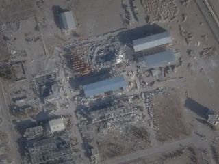 تصاویر ماهواره‌ای از مسدودسازی ورودی‌های‌ سایت اتمی اصفهان؛ ایران نگران از حملات جدید