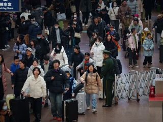 سال نو قمری؛ سفرهای ۳۰ ساعته با قطار در میان رکورد ۹.۵ میلیارد سفر