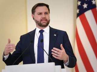 جی‌دی ونس، معاون رئیس‌جمهور آمریکا: سرنگونی حکومت ایران به خود مردم ایران بستگی دارد