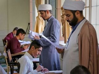 بازداشت و ارعاب دانش‌آموزان در مدارس؛ اینجا کلاس درس است یا پایگاه سرکوب؟