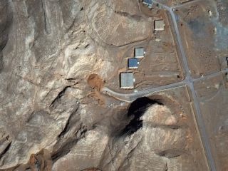 لاریجانی در آستانه مذاکرات: اجازه بازرسی تأسیسات هسته‌ای «زیر زمین و کوه» را می‌دهیم