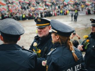 تفاوت قابل تامل تظاهرات حامیان غزه و فلسطین با راهپیمایی ایرانیان سراسرجهان در روز ۱۴ فوریه