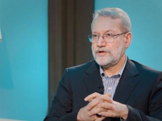لاریجانی: ما با آمریکا مذاکره می‌کنیم اما اسرائیل پابرهنه وارد این روند شده + ویدیو