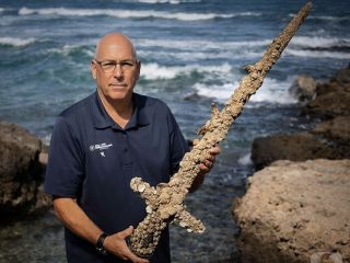 تاریخی که هنوز تمام نشده؛ رازهایی که زمین همچنان پنهان کرده است- ۳