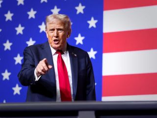 وال استریت ژورنال: آمریکا هدف قرار دادن رهبران ایران و سایت‌های هسته‌ای را بررسی می‌کند