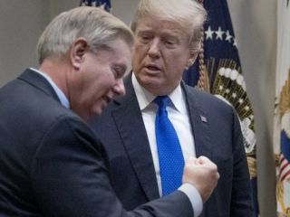 گراهام خطاب به ترامپ: به حرف کسانی که مانع حمله به ایران می‌شوند گوش نده!