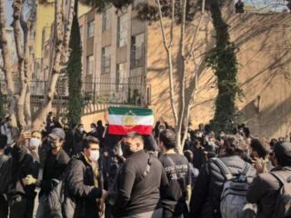 توماج صالحی در حمایت از اعتراضات دانشجویی: دانشگاه نمود جامعه ایران است