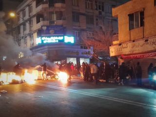 خانه‌ای در غرب تهران که ۱۹ شب پناهگاه معترضان زخمی شد