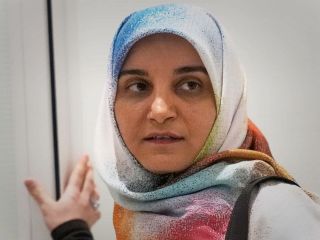 دادگاه فرانسه «مهدیه اسفندیاری» را به اتهام «تمجید تروریسم» به یک سال حبس و اخراج دائم محکوم کرد